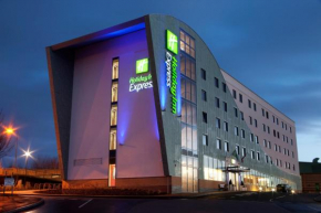 Отель Holiday Inn Express Tamworth, an IHG Hotel  Темворс